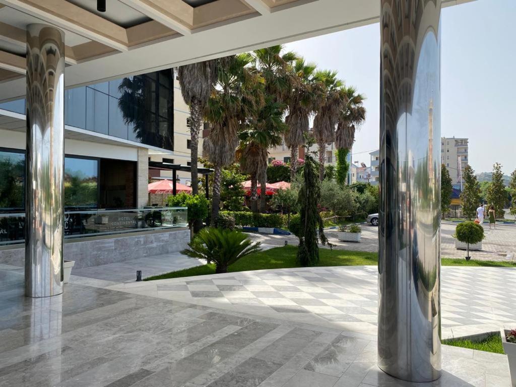 Hotel Continental Дуррес Екстер'єр фото